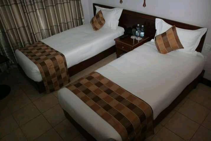 Hotel Sunrise Найроби Экстерьер фото
